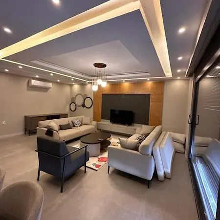 Villa Rueyam 1